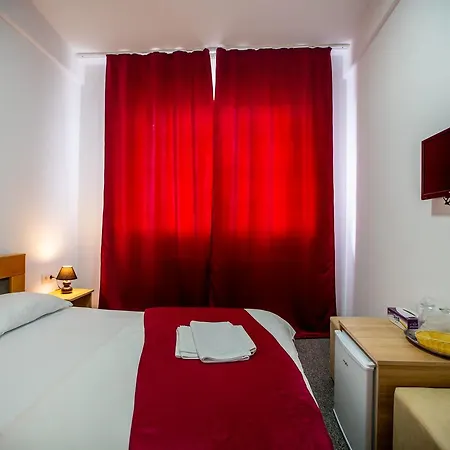 Perla Guest house *